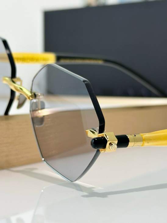 Picture of Kuboraum Sunglasses _SKUfw70683249fw